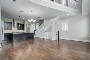 11023 Acorn Falls Dr, Houston, TX 77043 - Photo 10