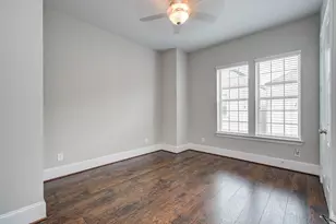 11023 Acorn Falls Dr, Houston, TX 77043 - Photo 14