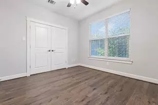 603 Link Rd, Houston, TX 77009 - Photo 8