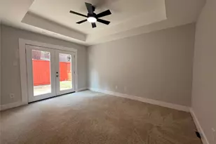 9810 Abigail Grace Ct, Houston, TX 77025 - Photo 14