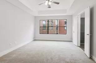 9810 Abigail Grace Ct, Houston, TX 77025 - Photo 18