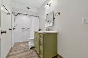 355 N Post Oak Ln, Houston, TX 77024 - Photo 24