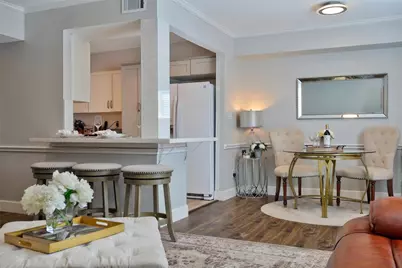 355 N Post Oak Lane #642, Houston, TX 77024 - Photo 2
