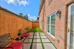 355 N Post Oak Ln, Houston, TX 77024 - Photo 34