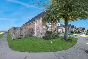 13342 Southpoint Ln, Houston, TX 77034 - Photo 2