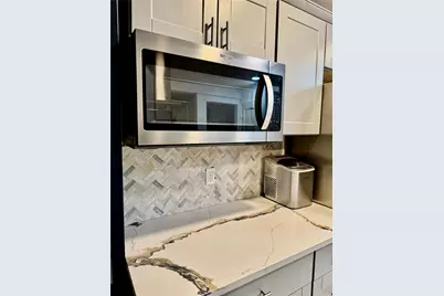 6744 Lawndale Street #2, Houston, TX 77023 - Photo 8
