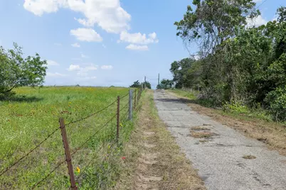 622 Red Rock Ranch Road, Red Rock, TX 78662 - Photo 4