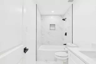 2002 Jones St, Rosenberg, TX 77471 - Photo 14