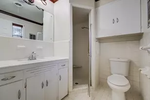 1722 Front St, Columbus, TX 78934 - Photo 14