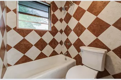 1722 Front Street, Columbus, TX 78934 - Photo 16