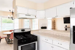 8419 Avington Rd, La Porte, TX 77571 - Photo 12