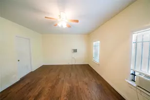 2303 Chestnut St, Houston, TX 77009 - Photo 8