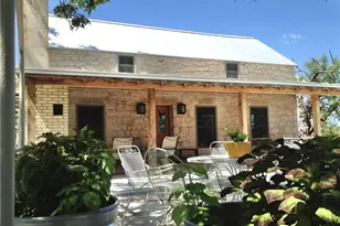118 Danos Dr, Fredericksburg, TX 78624 - Photo 2