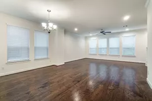 10709 Centre Forest Dr, Houston, TX 77043 - Photo 22