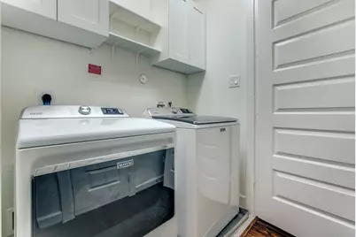 10709 Centre Forest Drive, Houston, TX 77043 - Photo 32