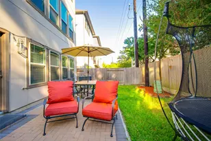 10709 Centre Forest Dr, Houston, TX 77043 - Photo 10