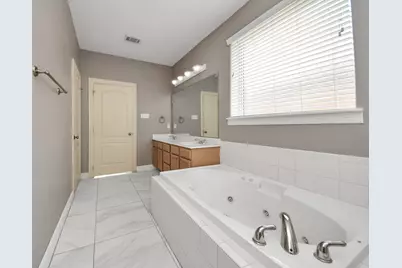 4610 Plum Forest Road, Houston, TX 77084 - Photo 14