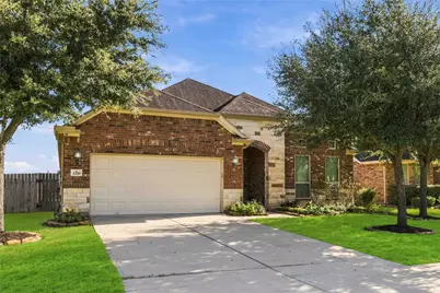 2210 Dama Drive, Rosenberg, TX 77471 - Photo 2