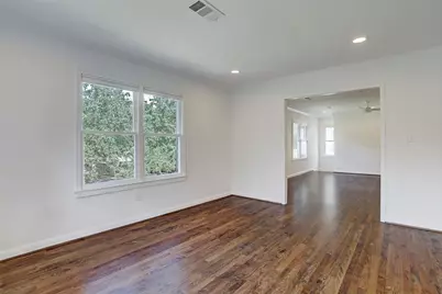 2011 South Boulevard, Houston, TX 77098 - Photo 10