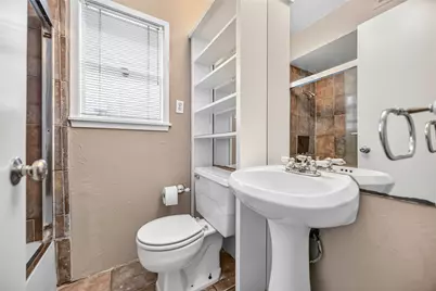 1409 Maryland Street #F, Houston, TX 77006 - Photo 4