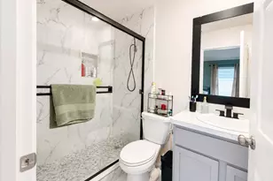 1310 Vincente Ct, Conroe, TX 77301 - Photo 10