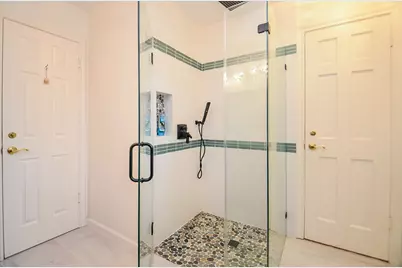 626 Longview Drive, Sugar Land, TX 77478 - Photo 22