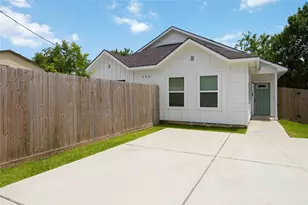 426 New Mexico St, Houston, TX 77029 - Photo 2