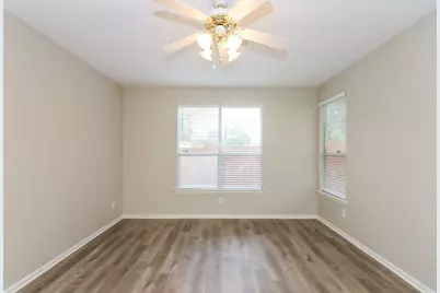 3607 Burning Palms Court, Houston, TX 77042 - Photo 10