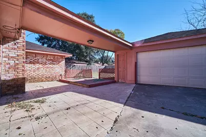 14835 Delbarton Drive, Houston, TX 77083 - Photo 22