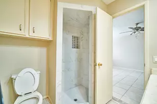 14835 Delbarton Dr, Houston, TX 77083 - Photo 18