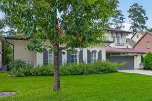 22 Frontenac Way, The Woodlands, TX 77382 - Photo 4