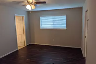 2823 Williams Grant St, Sugar Land, TX 77479 - Photo 12