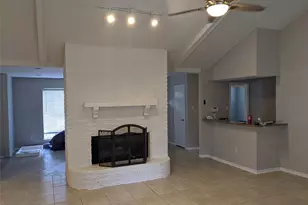 2823 Williams Grant St, Sugar Land, TX 77479 - Photo 6