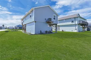 4023 Grayson Dr, Galveston, TX 77554 - Photo 22