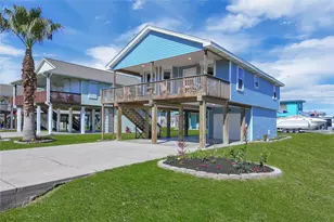 4023 Grayson Dr, Galveston, TX 77554 - Photo 2