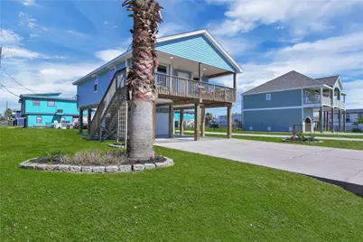 4023 Grayson Dr, Galveston, TX 77554 - Photo 1