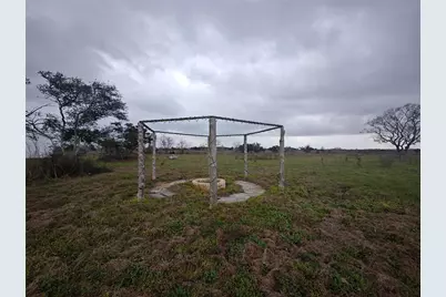 2368 Old Columbus Road N, Sealy, TX 77474 - Photo 18