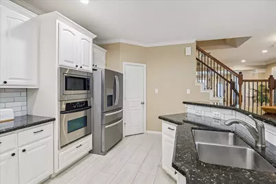 1327 Ella Place, Houston, TX 77008 - Photo 16