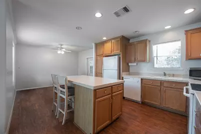 10227 Checkerberry Park Ln, Tomball, TX 77375 - Photo 6
