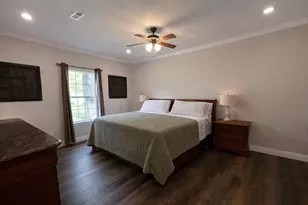 15392 Paradise Point Dr, Willis, TX 77318 - Photo 18