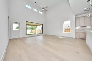 11631 Leafy Laurel Dr, Houston, TX 77066 - Photo 18