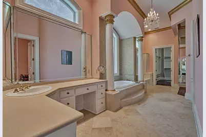 206 N Tranquil Path, The Woodlands, TX 77380 - Photo 18