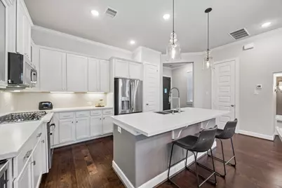 10608 Centre Glade Drive, Houston, TX 77043 - Photo 6