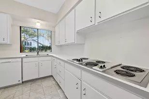 1698 Creekside Dr, Sugar Land, TX 77478 - Photo 20