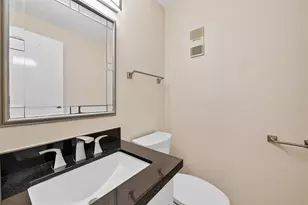 1698 Creekside Dr, Sugar Land, TX 77478 - Photo 22