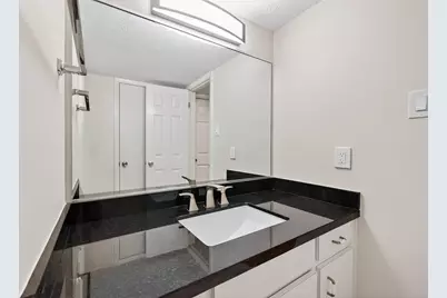 1698 Creekside Drive, Sugar Land, TX 77478 - Photo 30