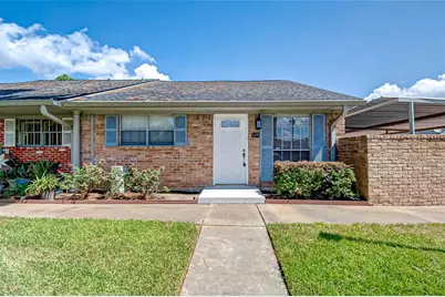 1104 W Tri Oaks Lane #119, Houston, TX 77043 - Photo 1