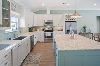 973 Sea Breeze, Crystal Beach, TX 77650 - Photo 40