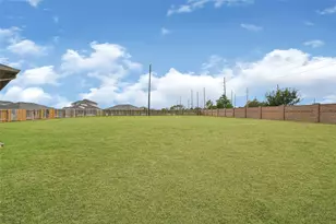 4703 Avellino Base Dr, Katy, TX 77449 - Photo 32