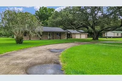4764 County Road 31, Angleton, TX 77515 - Photo 42